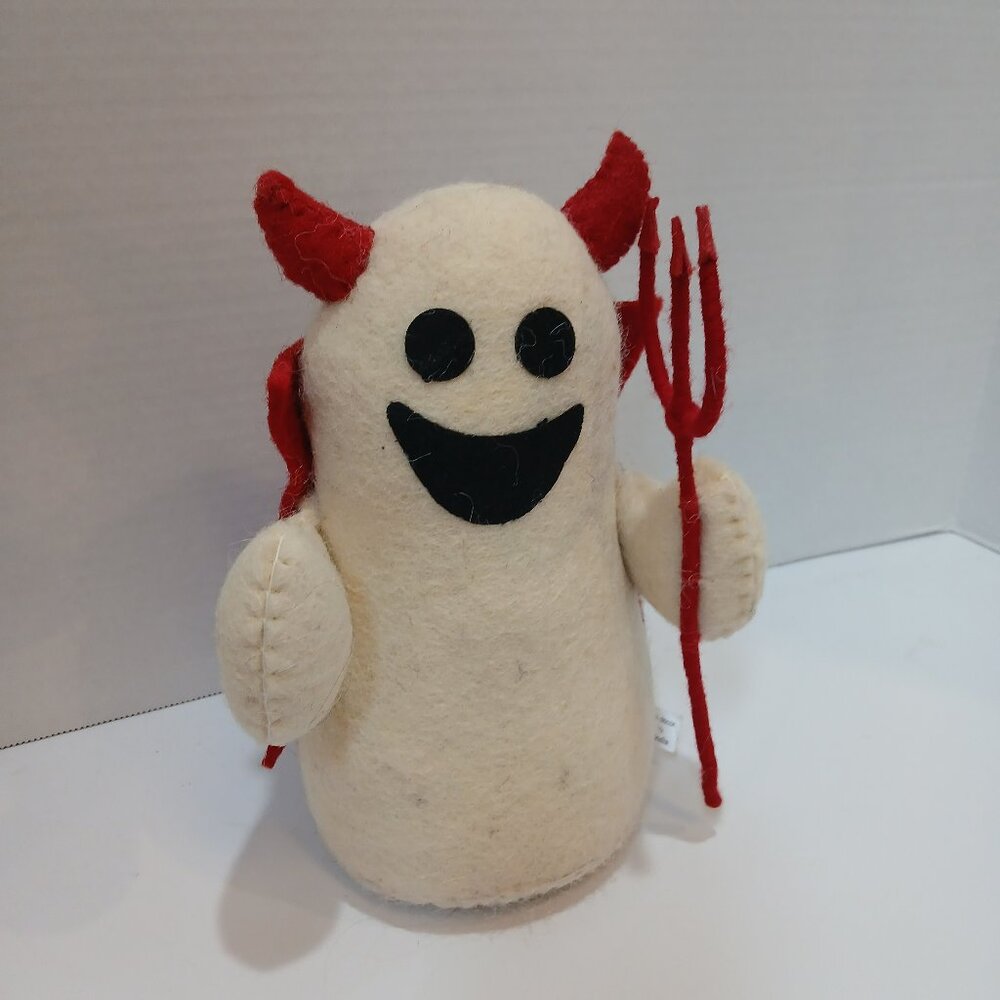 Halloween Decor - Wool Devil Ghost